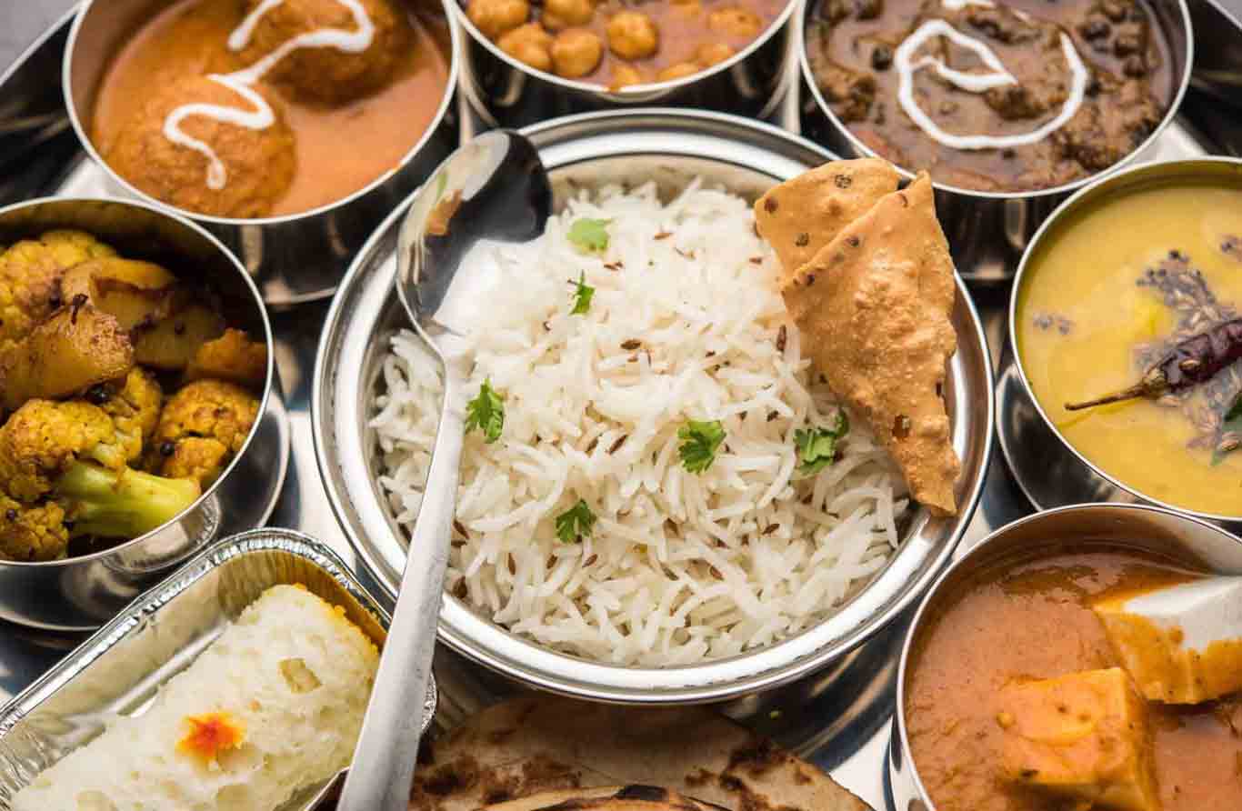 traditional multi cuisine menus in alleppey