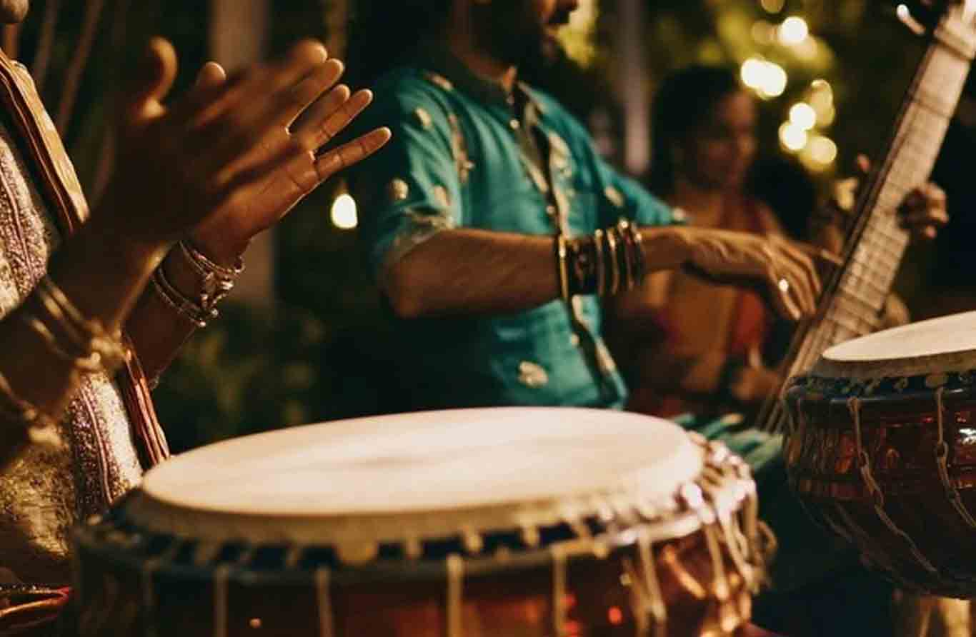 instrumental music event hosting team in mavelikara alappey
                                    